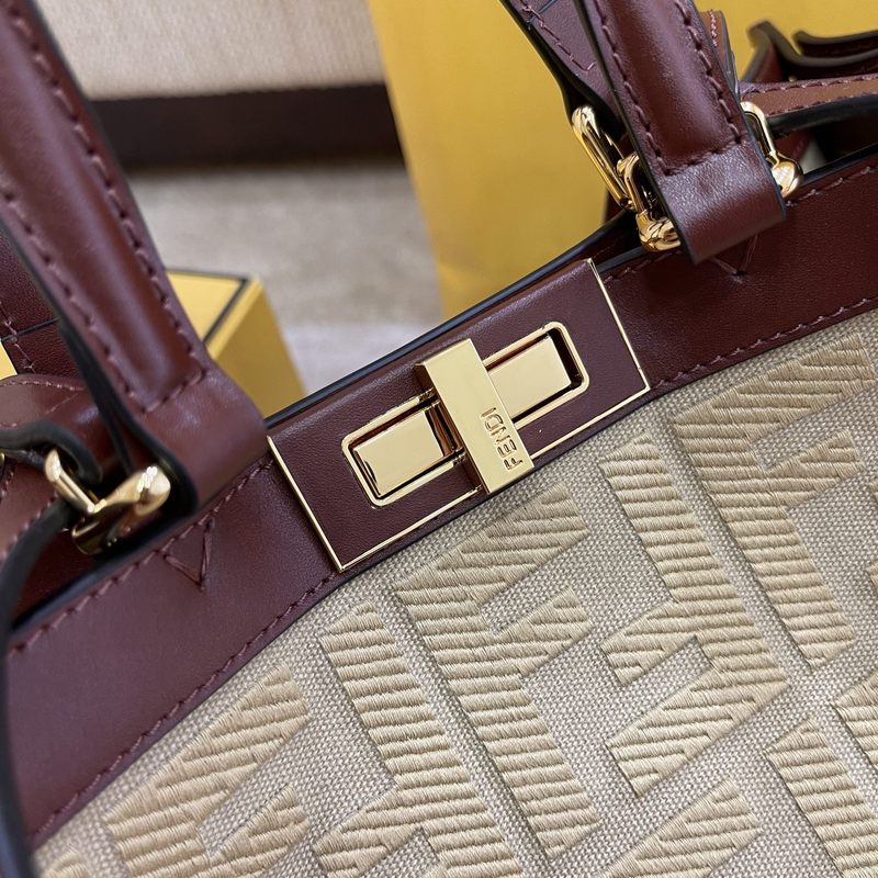 Borsa Peekaboo