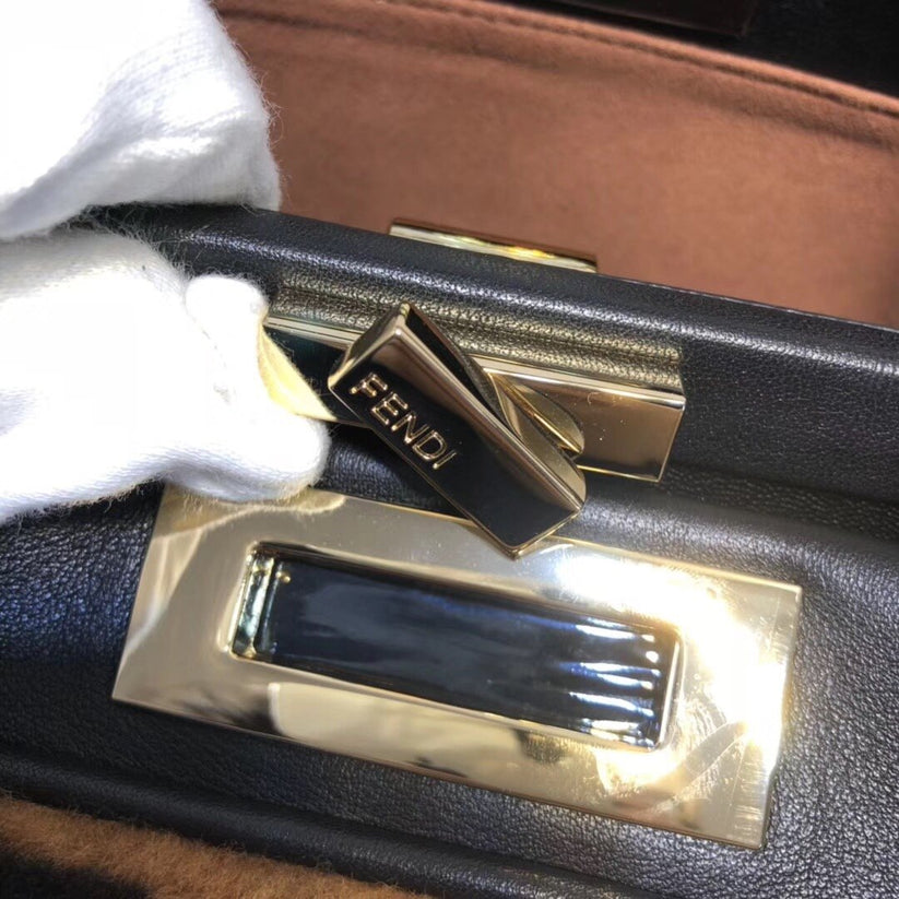 Borsa Fendi Peekaboo