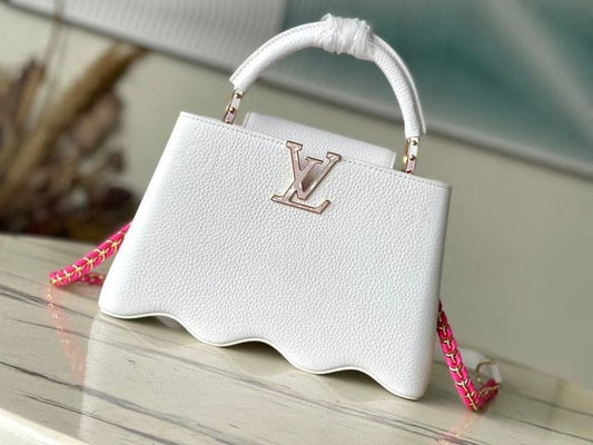 LV Capucines in Pelle