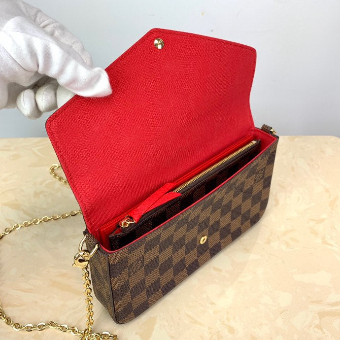 LV POCHETTE FÉLICIE