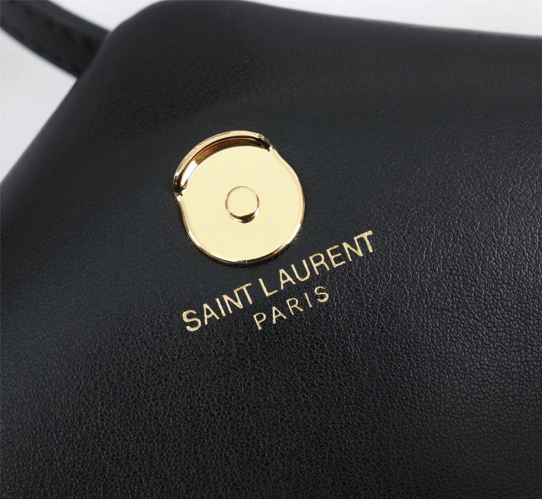 YSL Borsa Loulou Toy in pelle logo oro