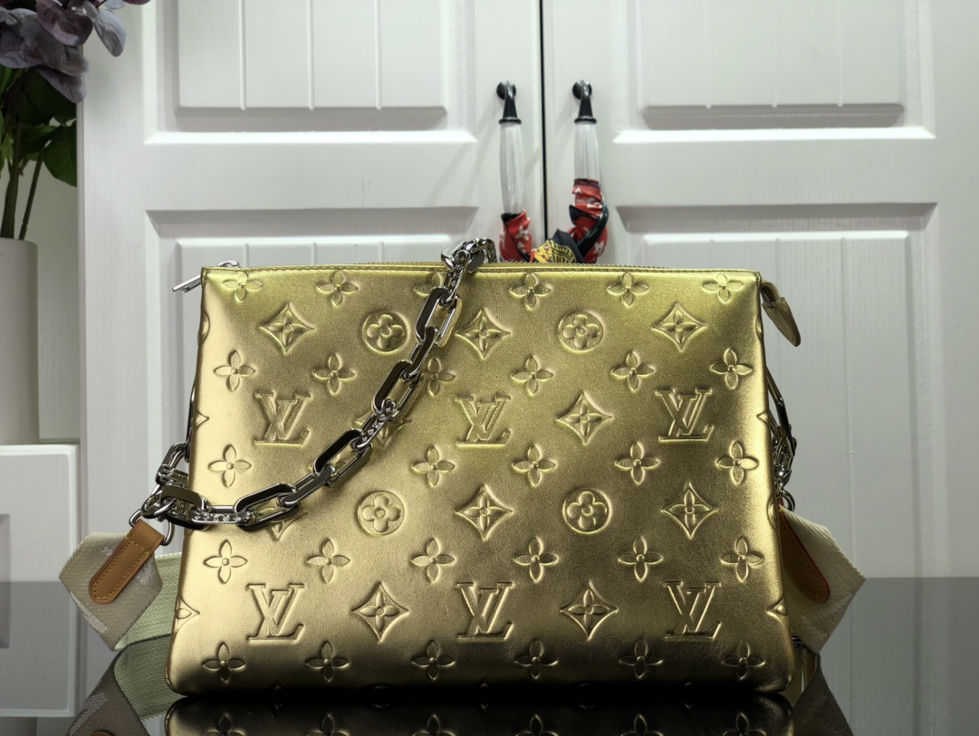 LOUIS VUITTON COUSSIN PM