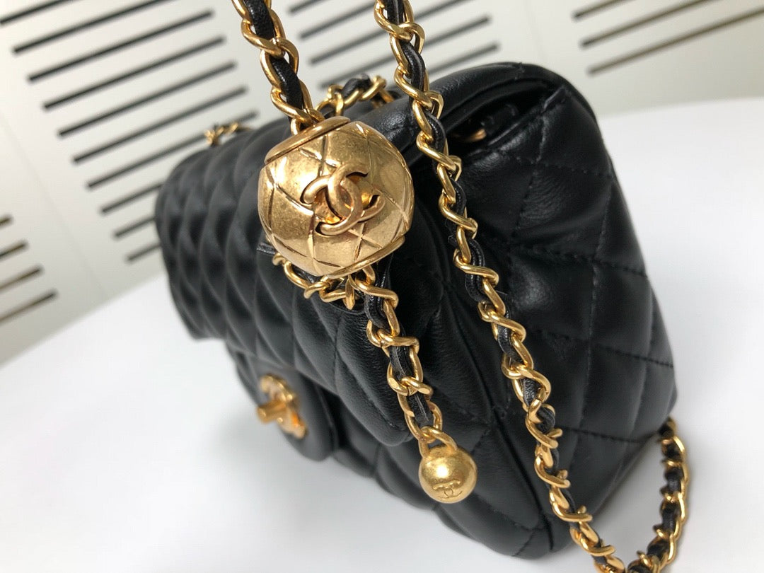 CHANEL BORSA CLASSICA